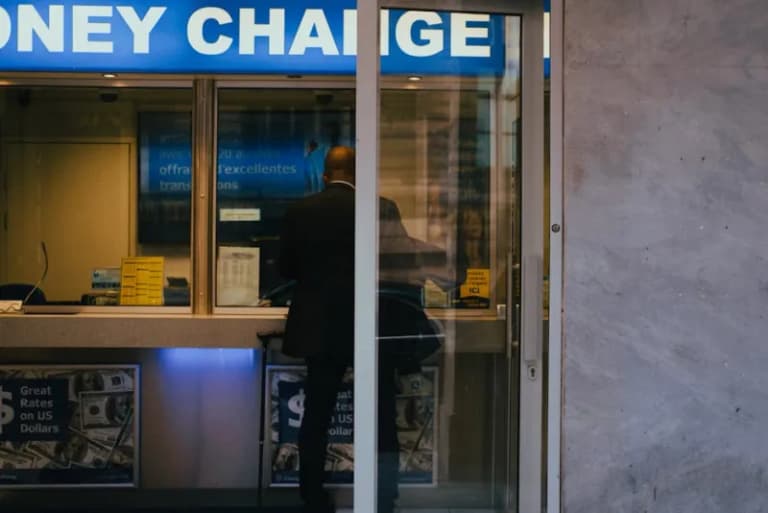 Money transfer and exchange rates