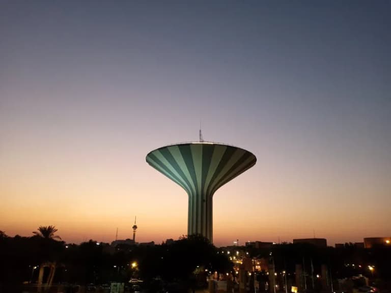 Managing documents and government services in Saudi Arabia